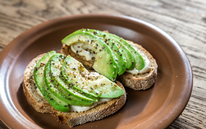 Toasts Avocat & Crème de Miso